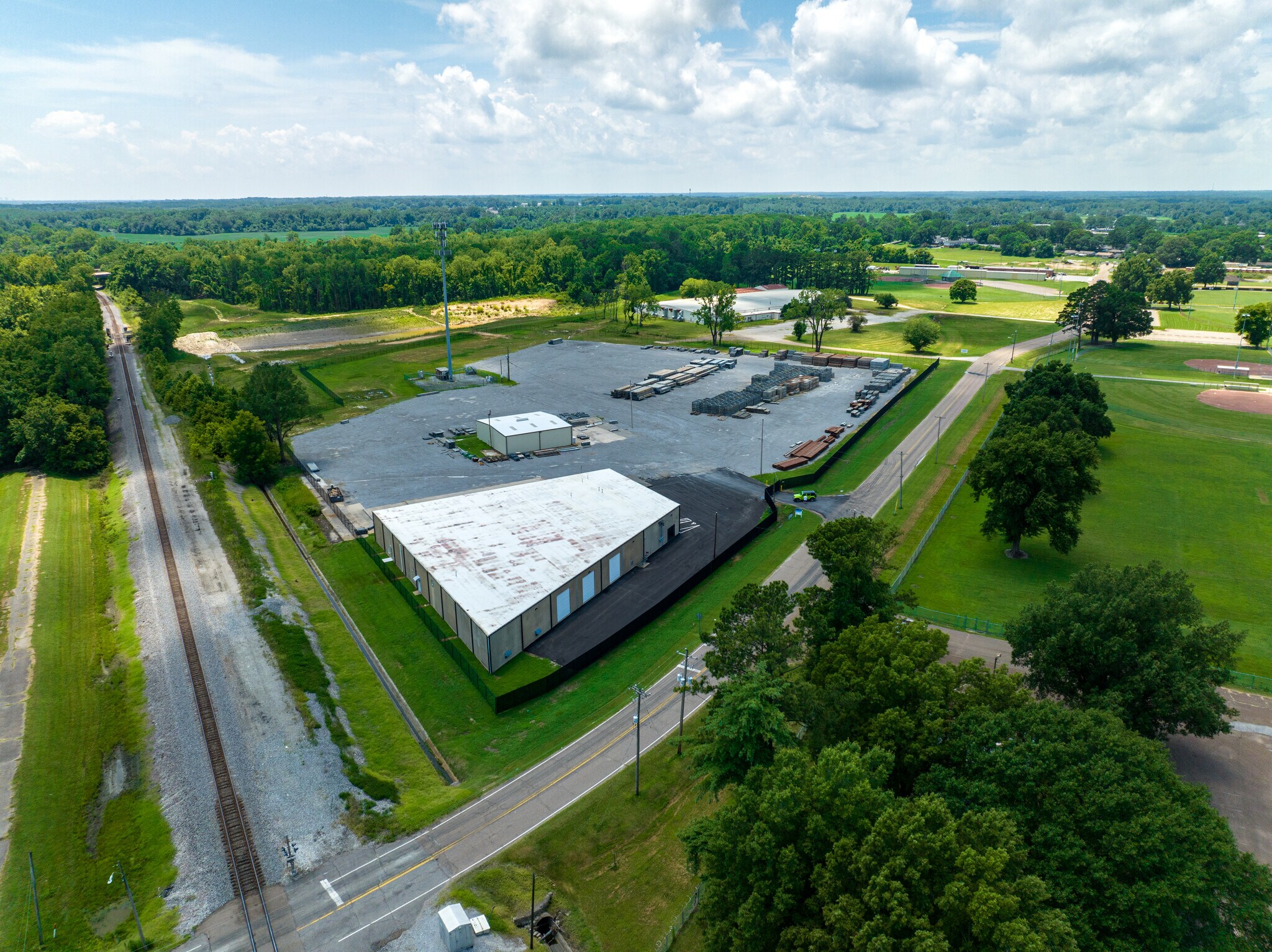 4909 Jack Huffman Blvd, Millington, TN for lease Building Photo- Image 1 of 9