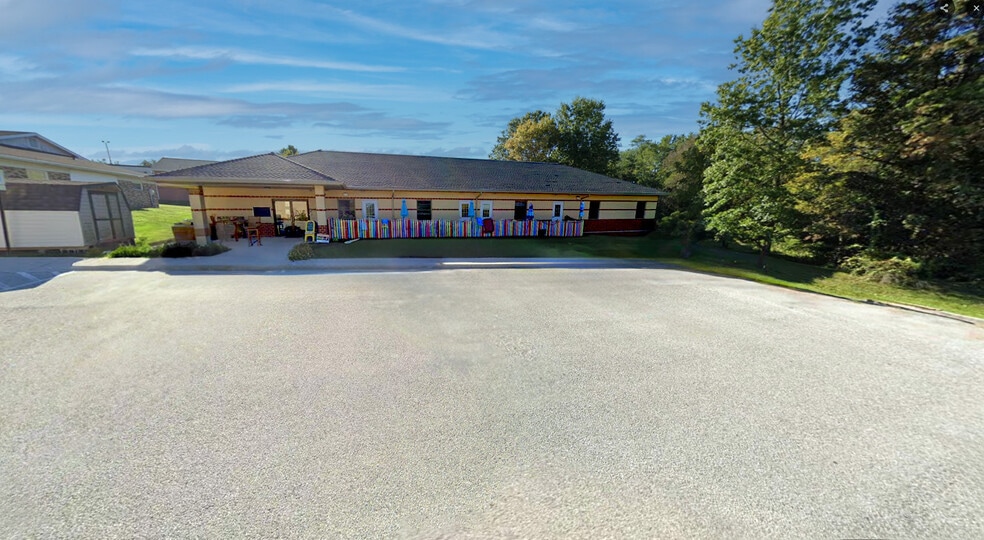 87 E Forrest Ave, Shrewsbury, PA for sale - Building Photo - Image 1 of 1