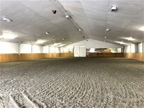 Beech Hill Rd, Reading for lease Interior Photo- Image 1 of 1