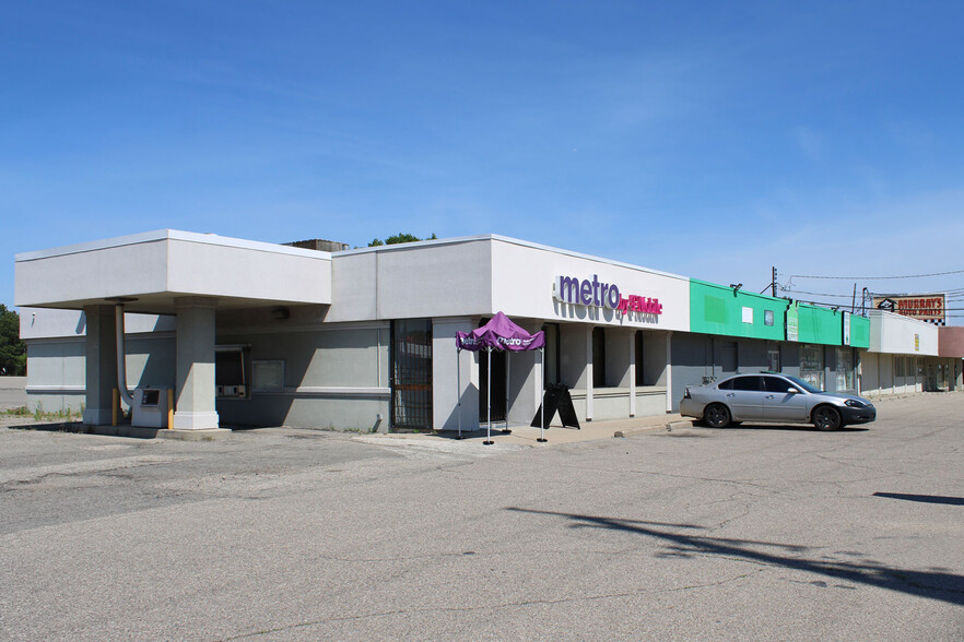 3302-3316 S Dort Hwy, Flint, MI for lease - Building Photo - Image 2 of 2