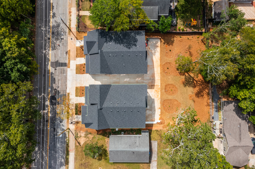 4 Unit Atlanta Townhome Project portfolio of 2 properties for sale on LoopNet.com - Building Photo - Image 2 of 20