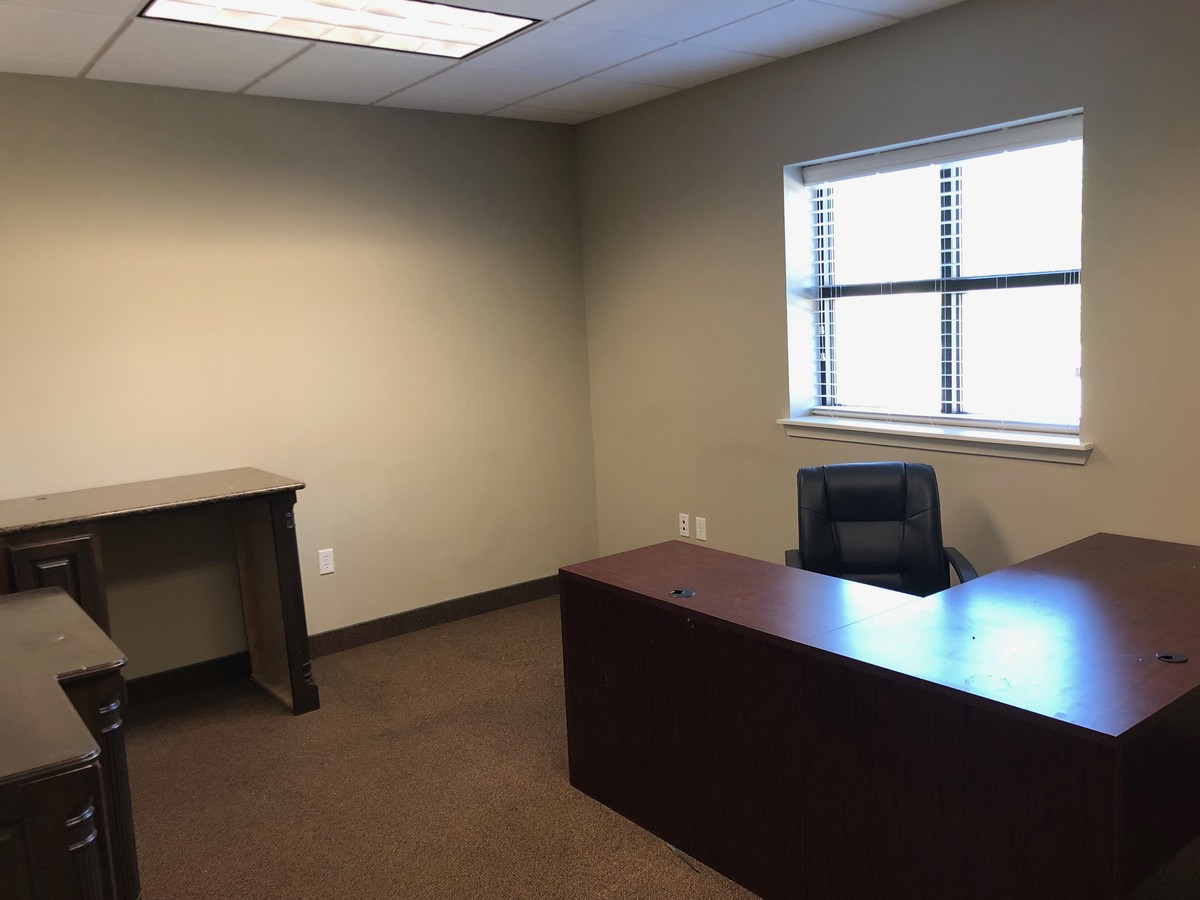 2505 Miller Ln, Pantego, TX 76013 - Office for Lease | LoopNet