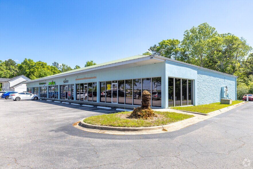 4381 S Ferdon Blvd, Crestview, FL for lease - Primary Photo - Image 1 of 3