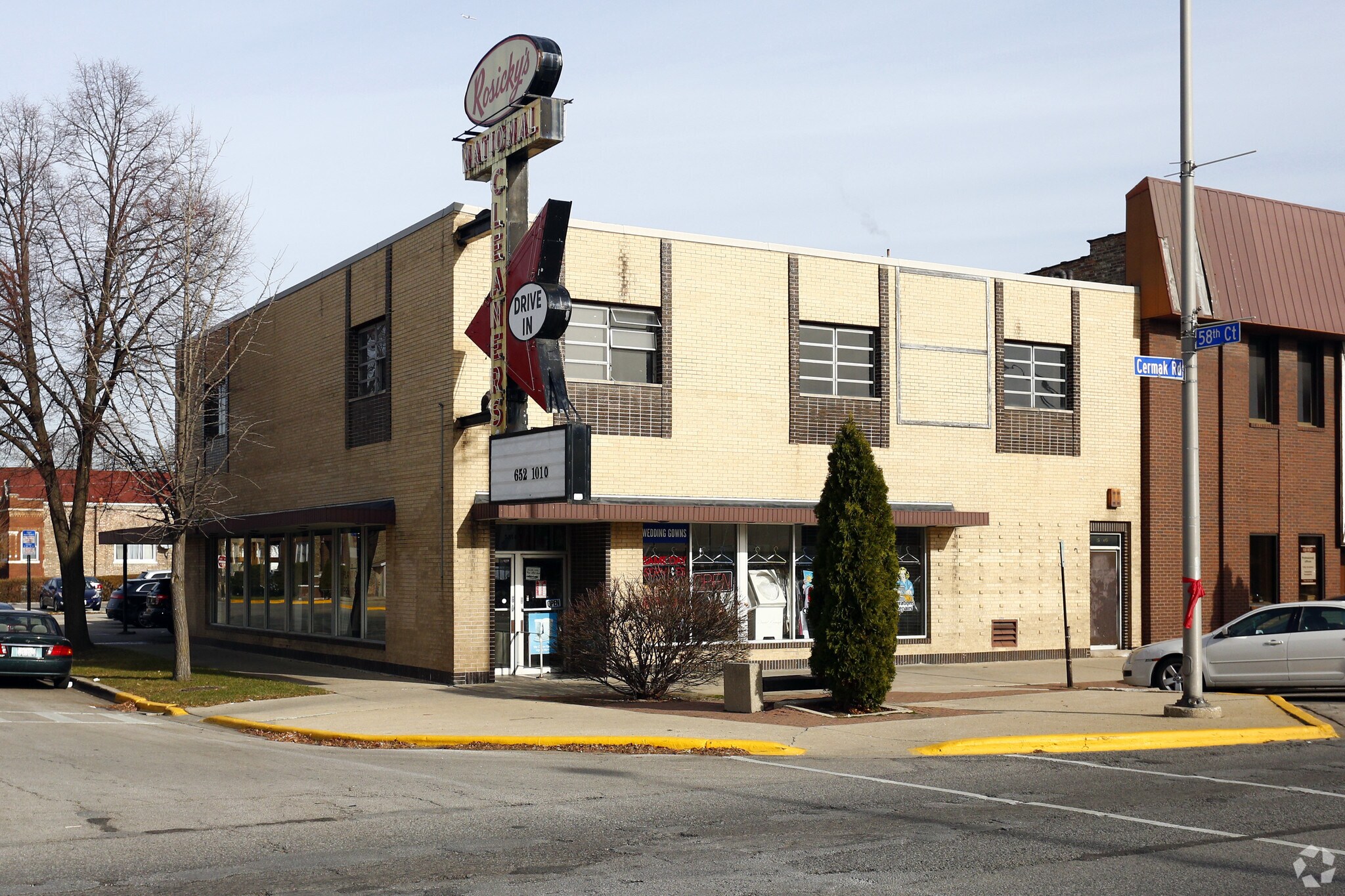 5816 W Cermak Rd, Cicero, IL for sale Primary Photo- Image 1 of 1