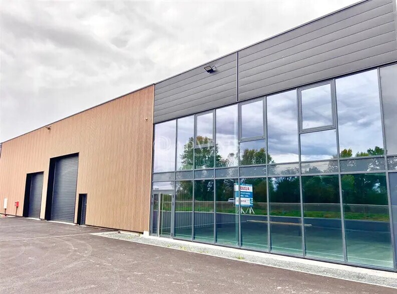 Flex in for lease - Building Photo - Image 2 of 12