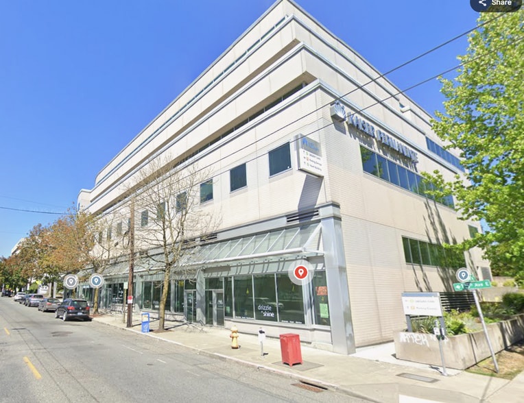 106 15th Ave E, Seattle, WA for lease - Primary Photo - Image 1 of 1