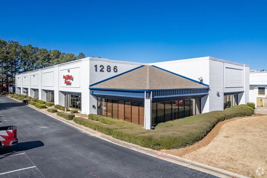 1286 Citizens Pky, Morrow, GA for lease - Building Photo - Image 1 of 7