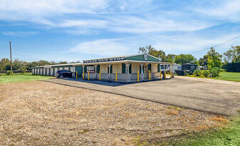 Self storage building for sale on 1.47 acres - Self Storage Facility