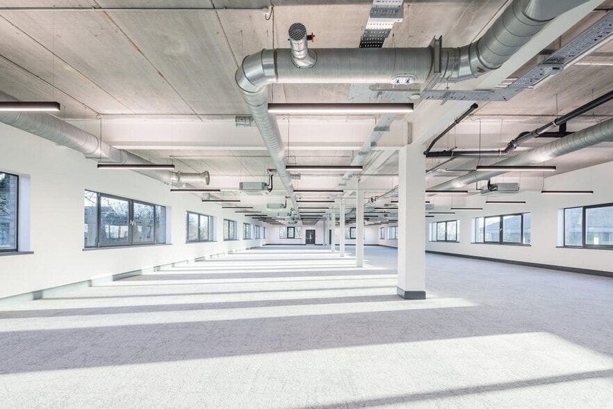 4 Ridgeway, Birmingham for lease - Building Photo - Image 3 of 54