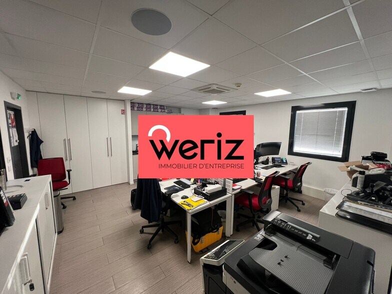 Industrial in Rousset for lease - Building Photo - Image 3 of 8