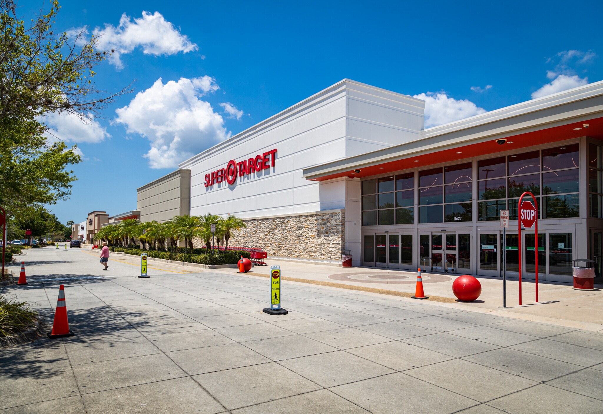 W Hillsborough Ave, Tampa, FL for lease Building Photo- Image 1 of 6