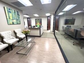 500 N Brand Blvd, Glendale, CA for lease Interior Photo- Image 1 of 11