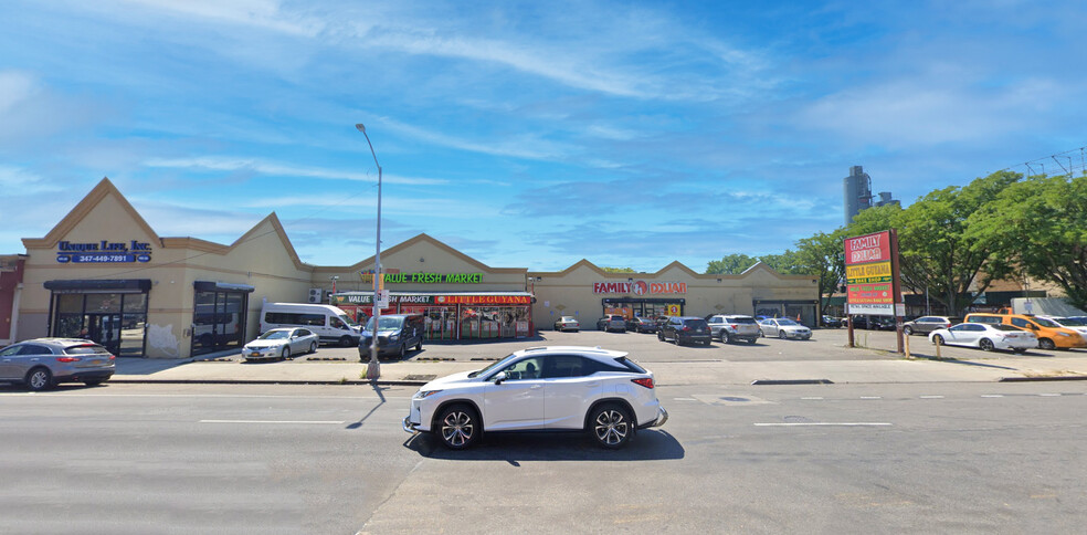 18220 Jamaica Ave, Hollis, NY for lease - Building Photo - Image 2 of 6