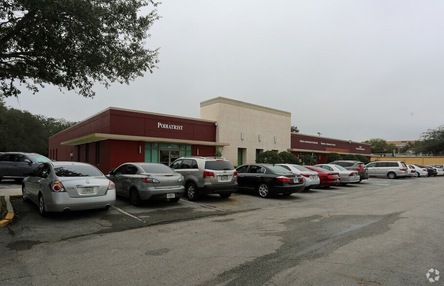 205 S Moon Ave, Brandon, FL for sale - Primary Photo - Image 1 of 1