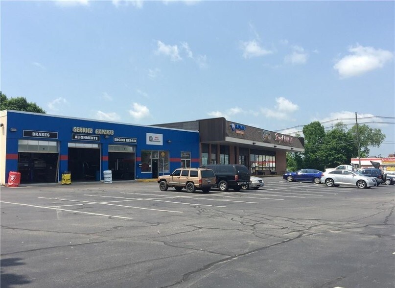 1212 Main St, Willimantic, CT for sale - Building Photo - Image 1 of 1