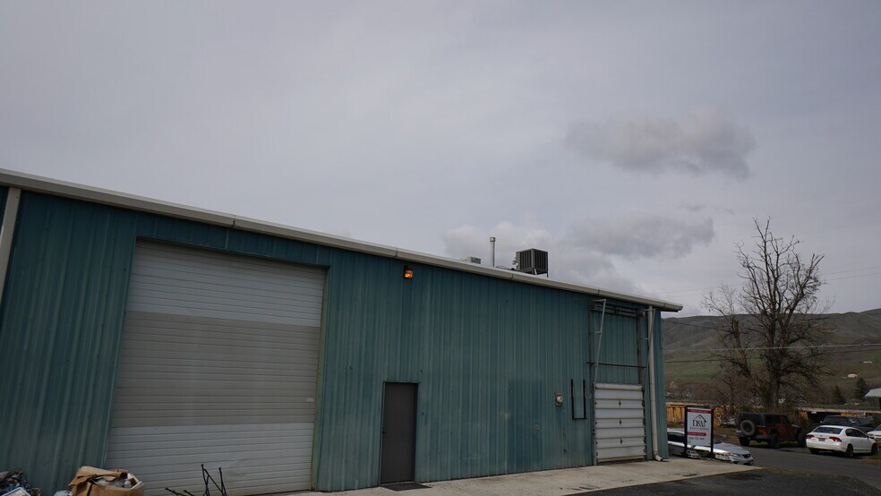 2704 Clearwater Ave, Lewiston, ID 83501 Industrial for Sale
