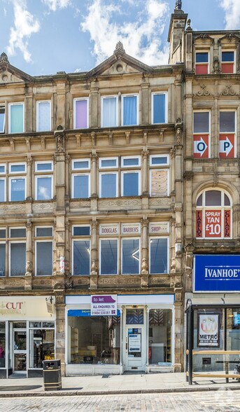 4 Market St, Halifax for lease - Building Photo - Image 2 of 4