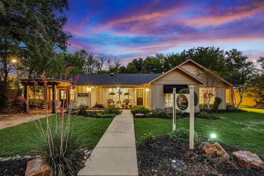 131 Taylor St, Keller, TX 76248