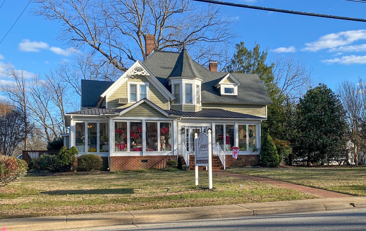 306 N Mecklenburg Ave, South Hill, VA 23970