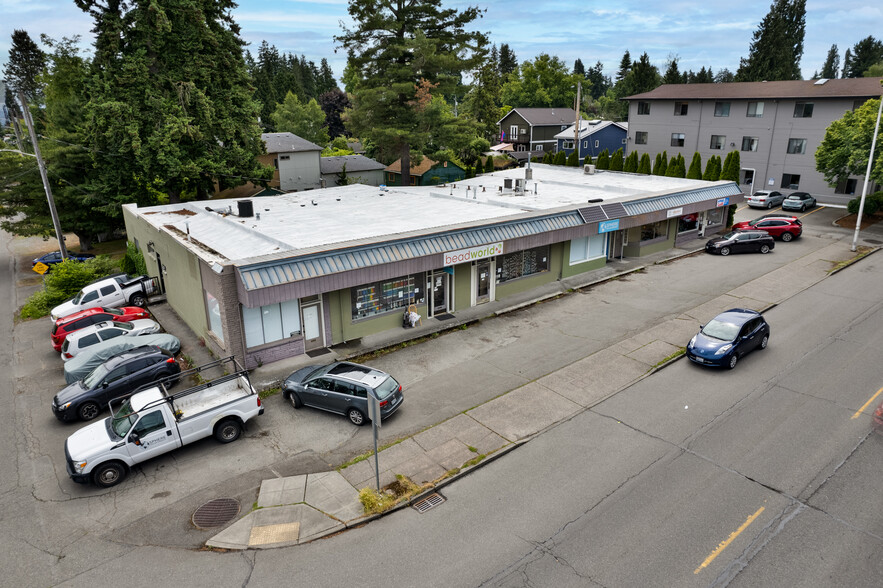 9514-9526 Roosevelt Way NE, Seattle, WA for sale - Building Photo - Image 1 of 1