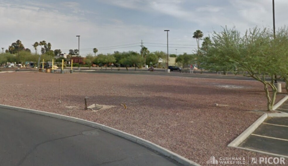 2225 W Ina Rd, Tucson, AZ for lease - Building Photo - Image 3 of 7