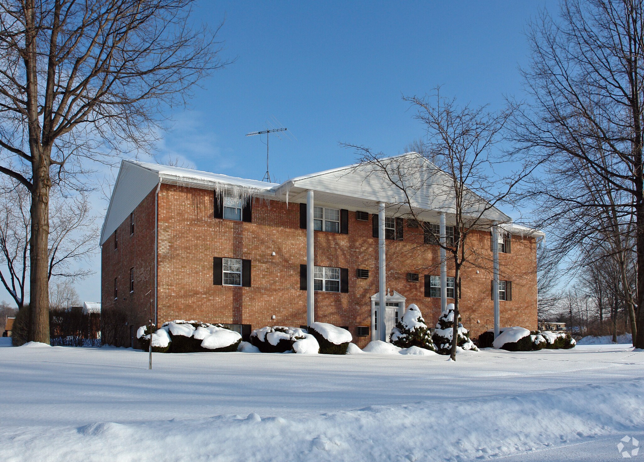 4809-4519 Ashland Ave, Lorain, OH for sale Primary Photo- Image 1 of 1