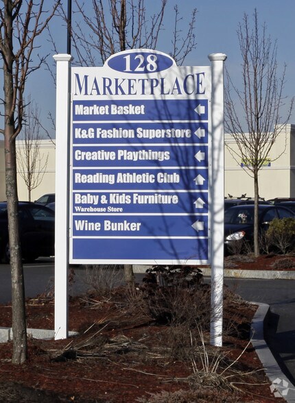 1 General Way Reading Ma 01867 Property For Lease On Loopnet 136 700 Sf Of Retail E Available In Reading Ma