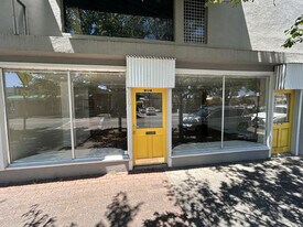 429 Healdsburg Ave - Storefront Property