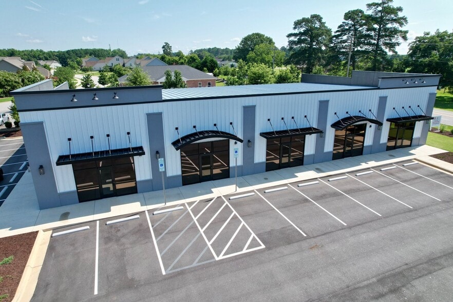 982 Adams Point Dr, Garner, NC for lease - Building Photo - Image 3 of 17