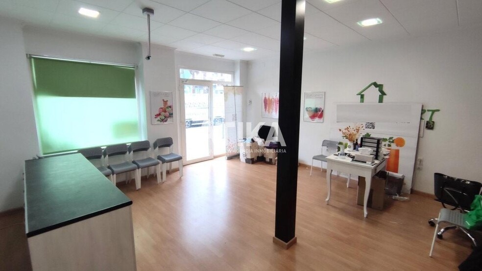 Retail in València for sale - Building Photo - Image 1 of 7