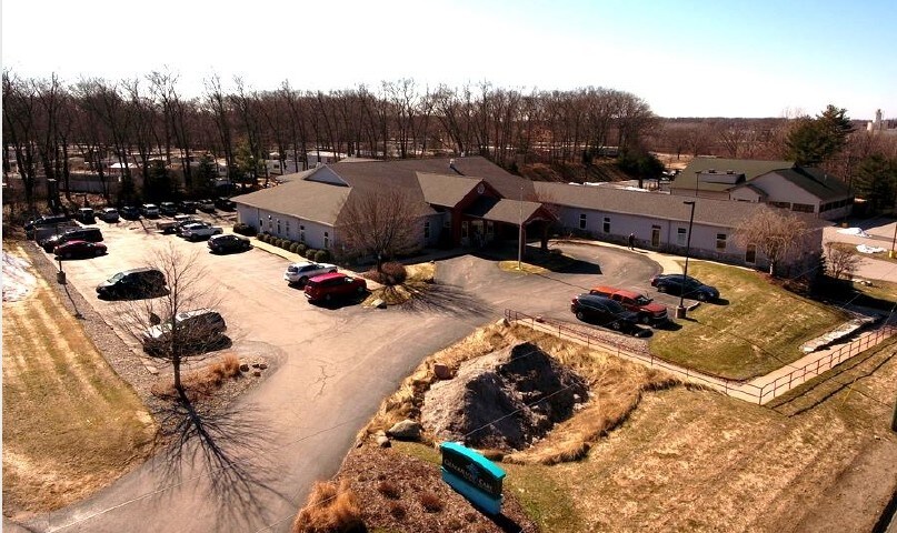 945 E Sherman Blvd, Norton Shores, MI for sale Primary Photo- Image 1 of 1