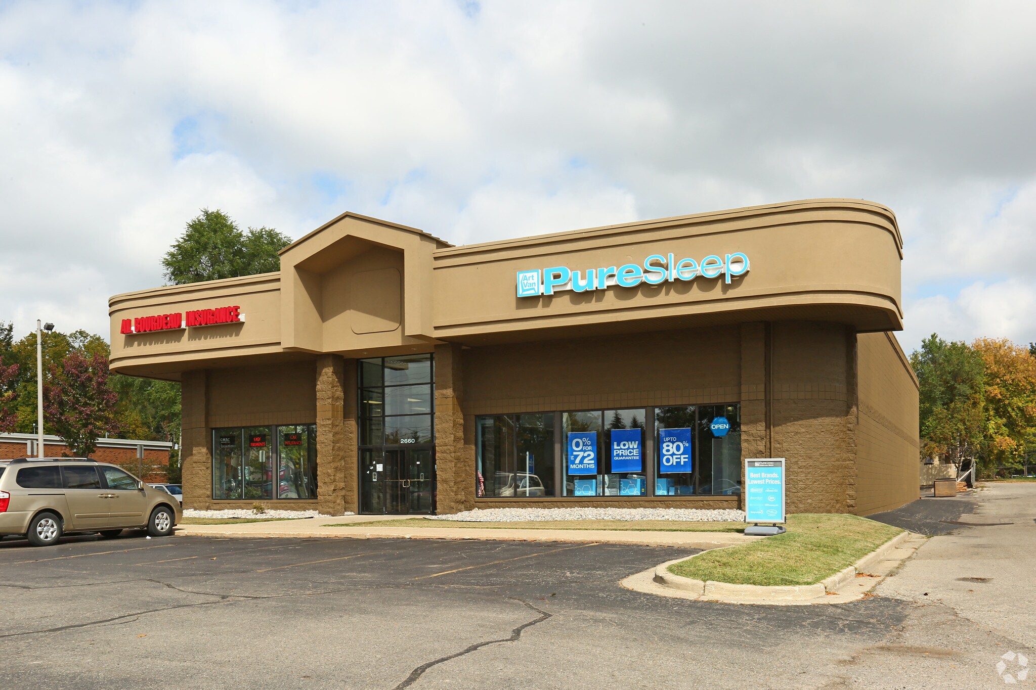 2660 E Grand River Ave, East Lansing, MI for sale Primary Photo- Image 1 of 1