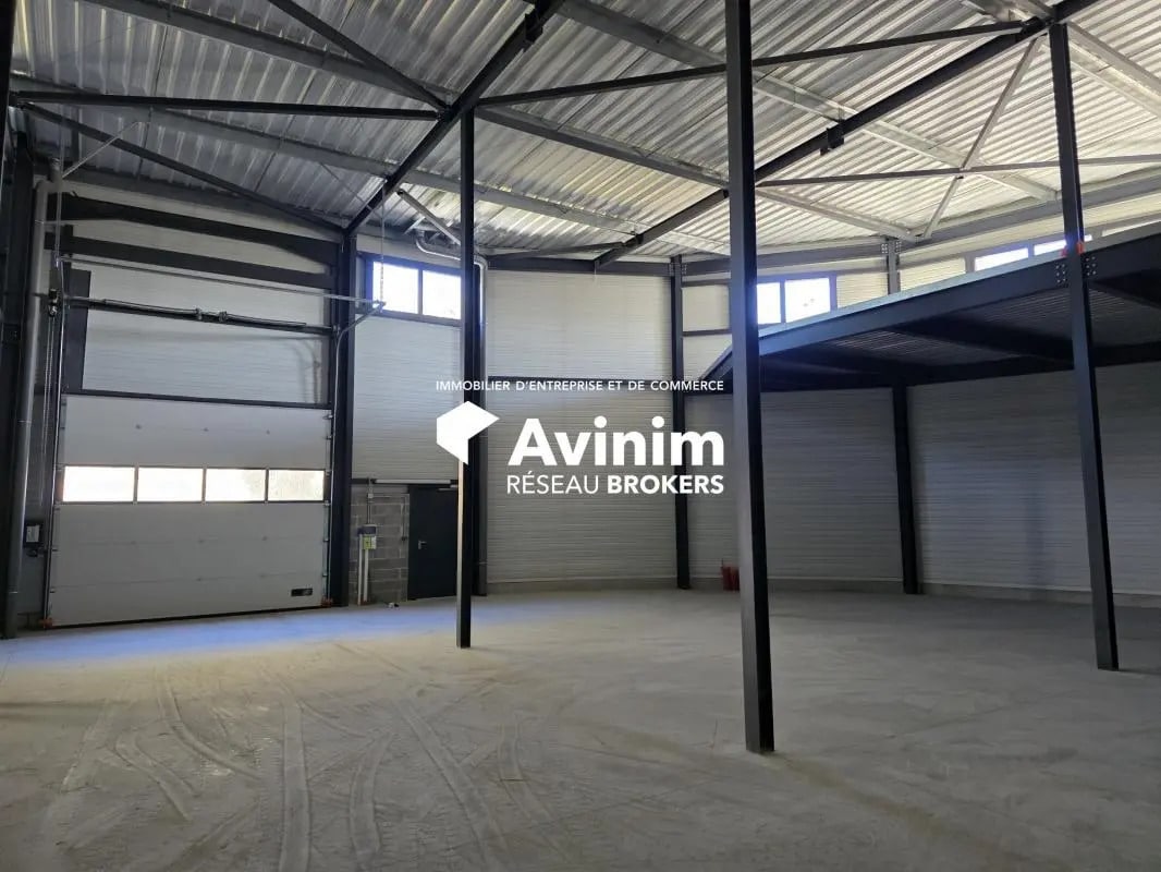 Industrial in Lunel for sale Interior Photo- Image 1 of 4
