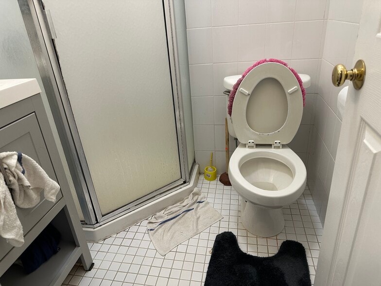 3060 Steinway St, Astoria, NY for sale - Building Photo - Image 3 of 37