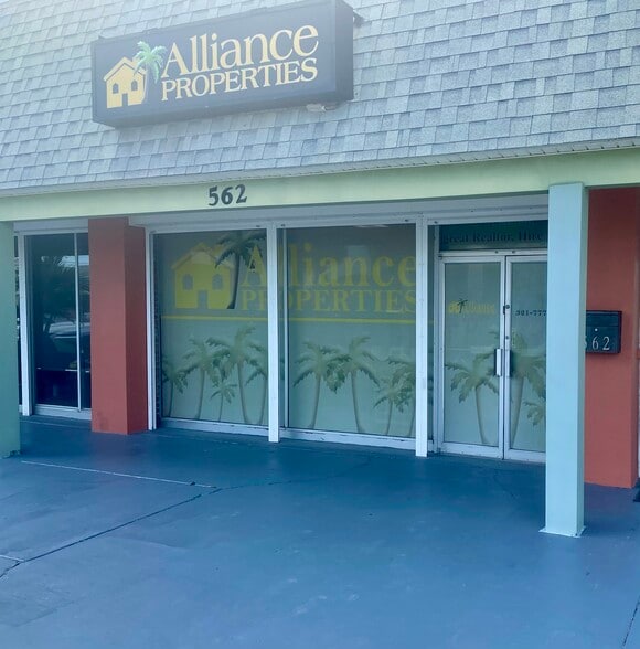 562 A1A Hwy, Satellite Beach, FL for sale - Building Photo - Image 1 of 1
