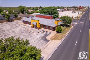 1425 N Chadbourne St, San Angelo TX - Commercial Kitchen