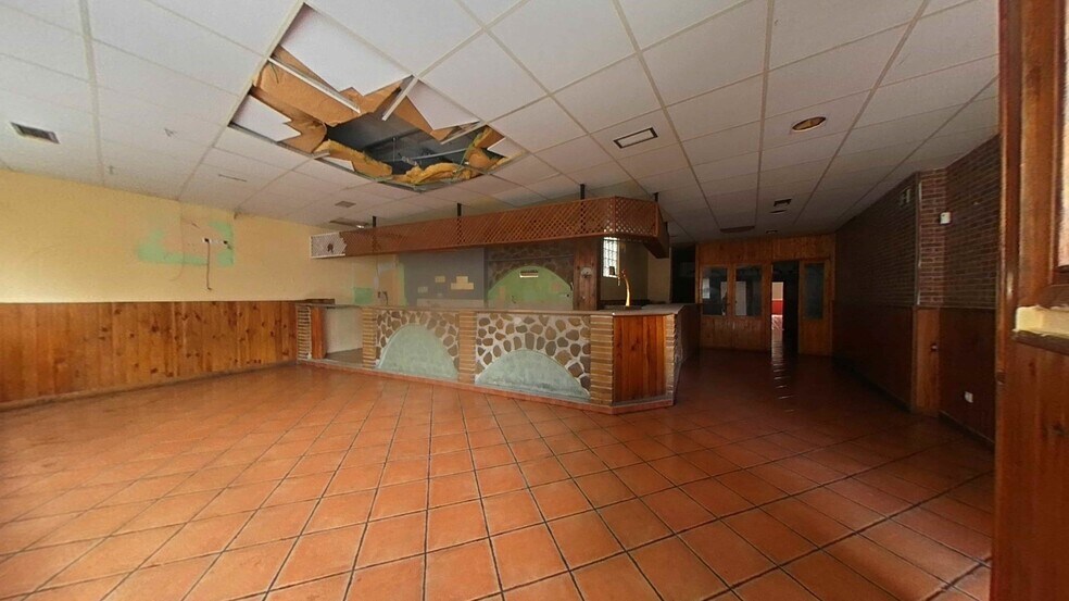 Retail in Mallén for sale - Building Photo - Image 3 of 45