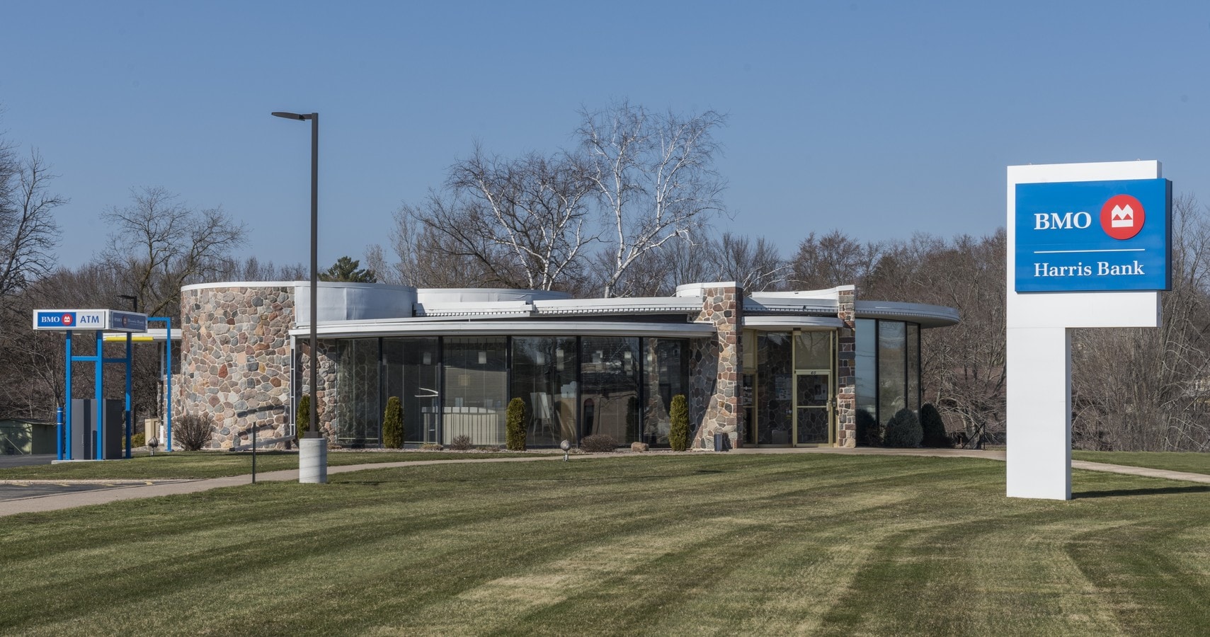 60 10th St, Clintonville, WI 54929