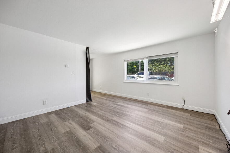 263 La Pala Dr, San Jose, CA for sale - Building Photo - Image 2 of 25