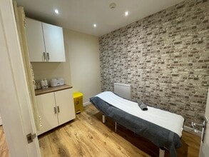 104-148 Carmondean Centre South Rd, Livingston for lease Interior Photo- Image 2 of 5