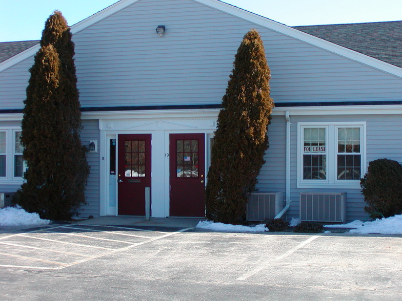 4 Barlows Landing Rd, Bourne, MA for lease - Building Photo - Image 3 of 26