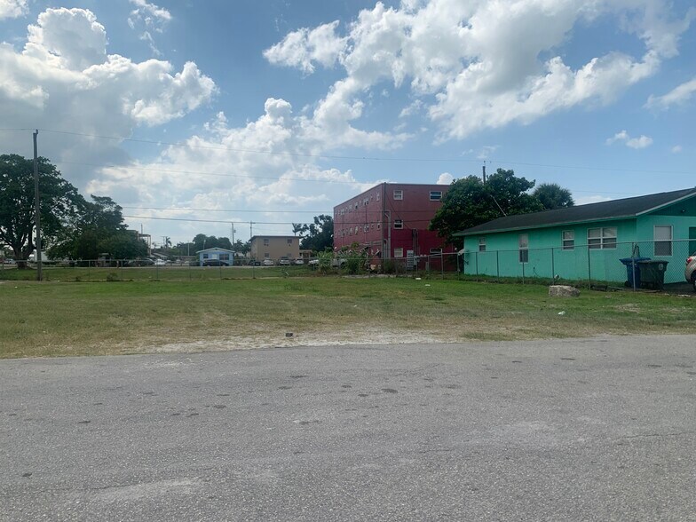 544 6th, Belle Glade, FL 33430 Land for Sale