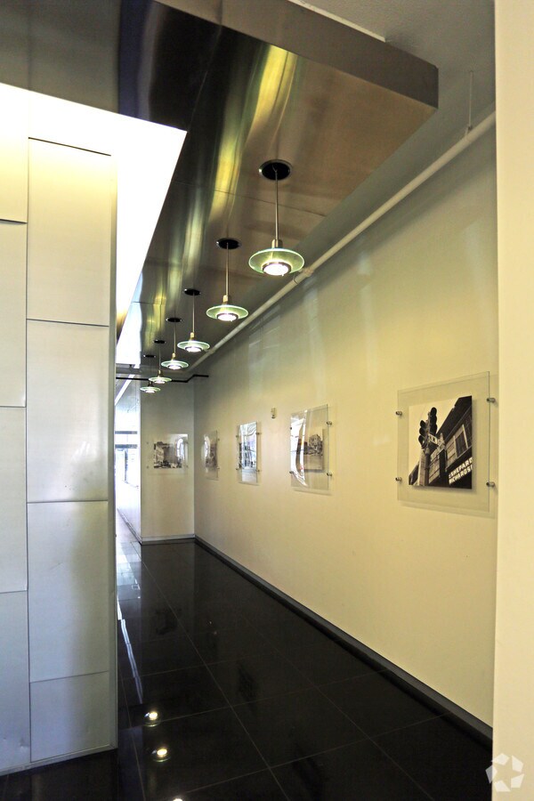 View Photo