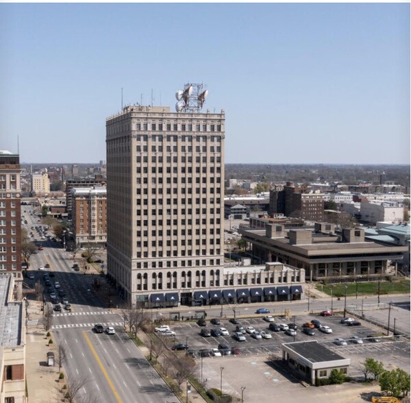 332 W Broadway, Louisville, KY for sale - Building Photo - Image 1 of 38