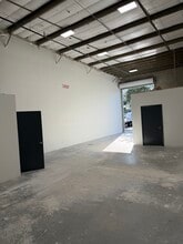 4110 Enterprise Ave, Naples, FL for lease Interior Photo- Image 2 of 8