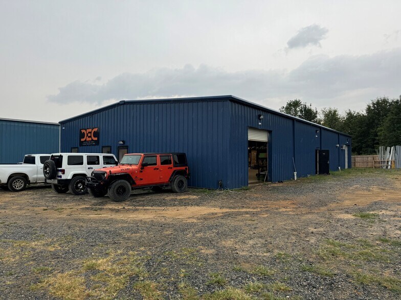 181 Peach Wood Dr, Byron, GA for sale - Building Photo - Image 1 of 1