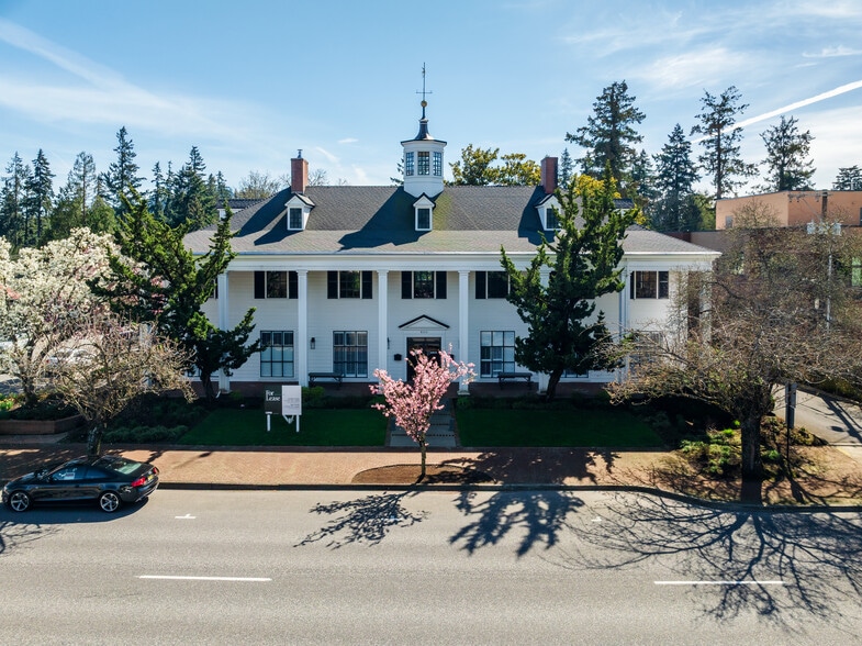 600 A Ave, Lake Oswego, OR for lease - Building Photo - Image 1 of 18