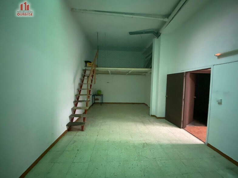 Retail in Ourense, Orense for lease - Building Photo - Image 1 of 8