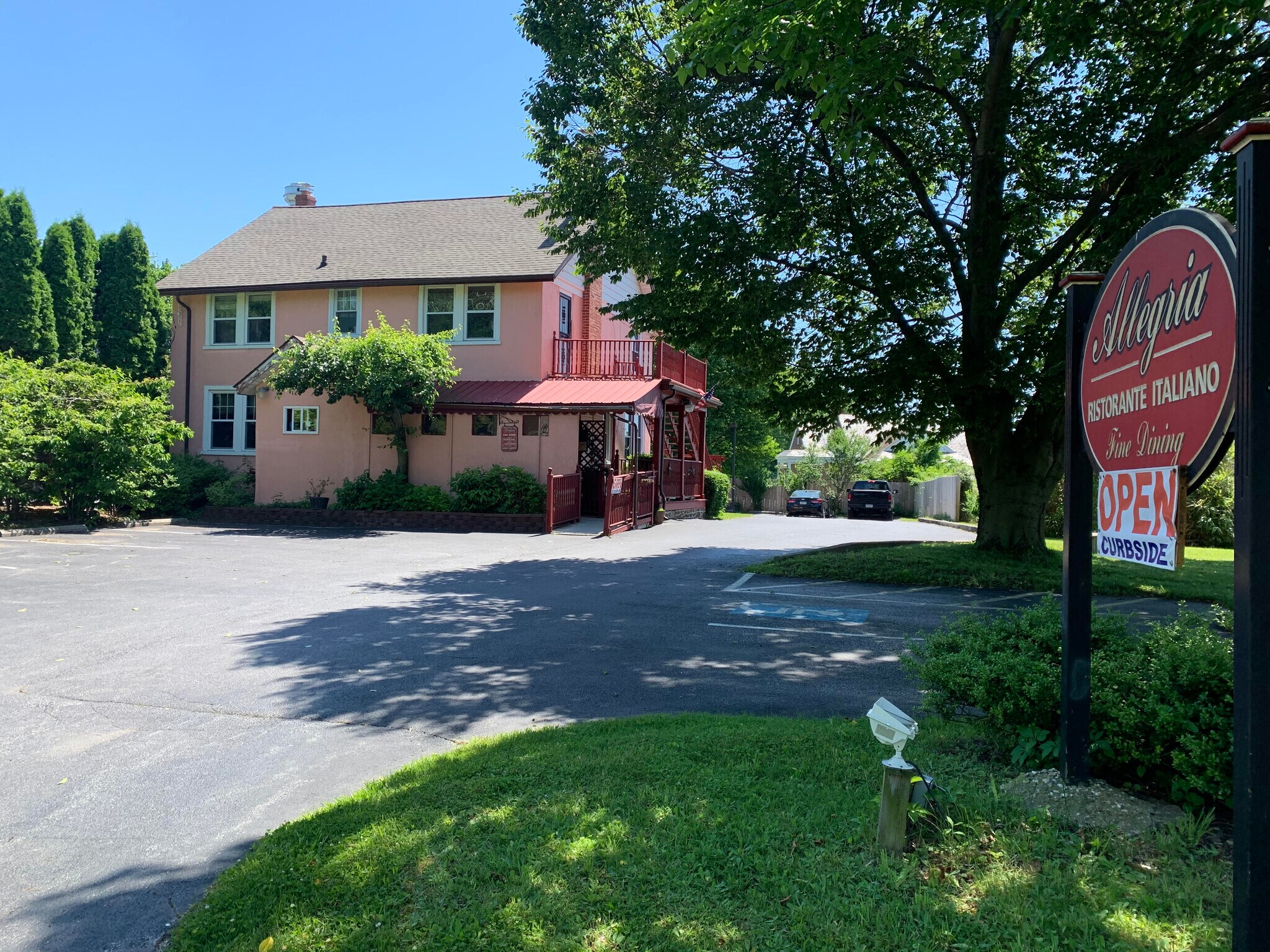 8 E Welsh Pool Rd, Exton, PA for sale Primary Photo- Image 1 of 1