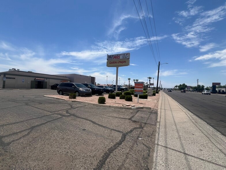 7307 W Indian School Rd, Phoenix, AZ for lease - Building Photo - Image 3 of 12
